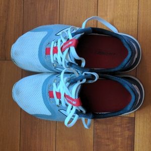 New balance trainer men's size 8.5 4E wide